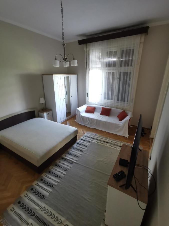 Antikvilla Apartman Szeged Exterior foto