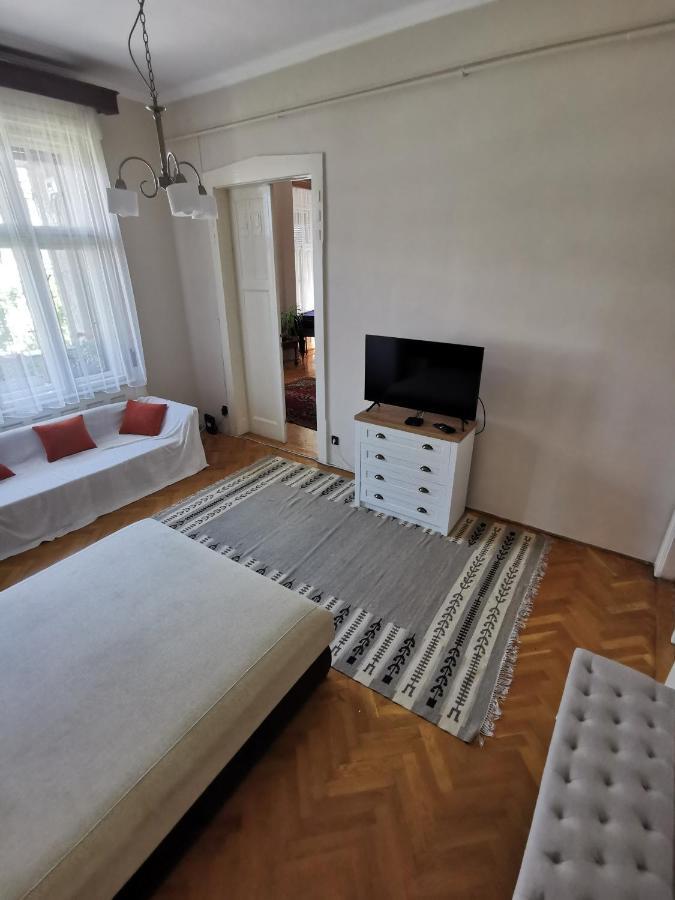 Antikvilla Apartman Szeged Exterior foto