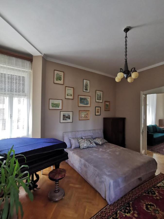 Antikvilla Apartman Szeged Exterior foto
