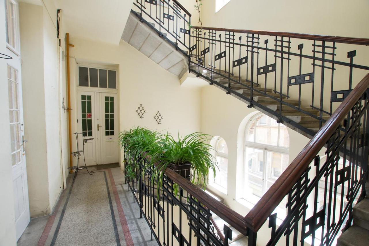 Antikvilla Apartman Szeged Exterior foto